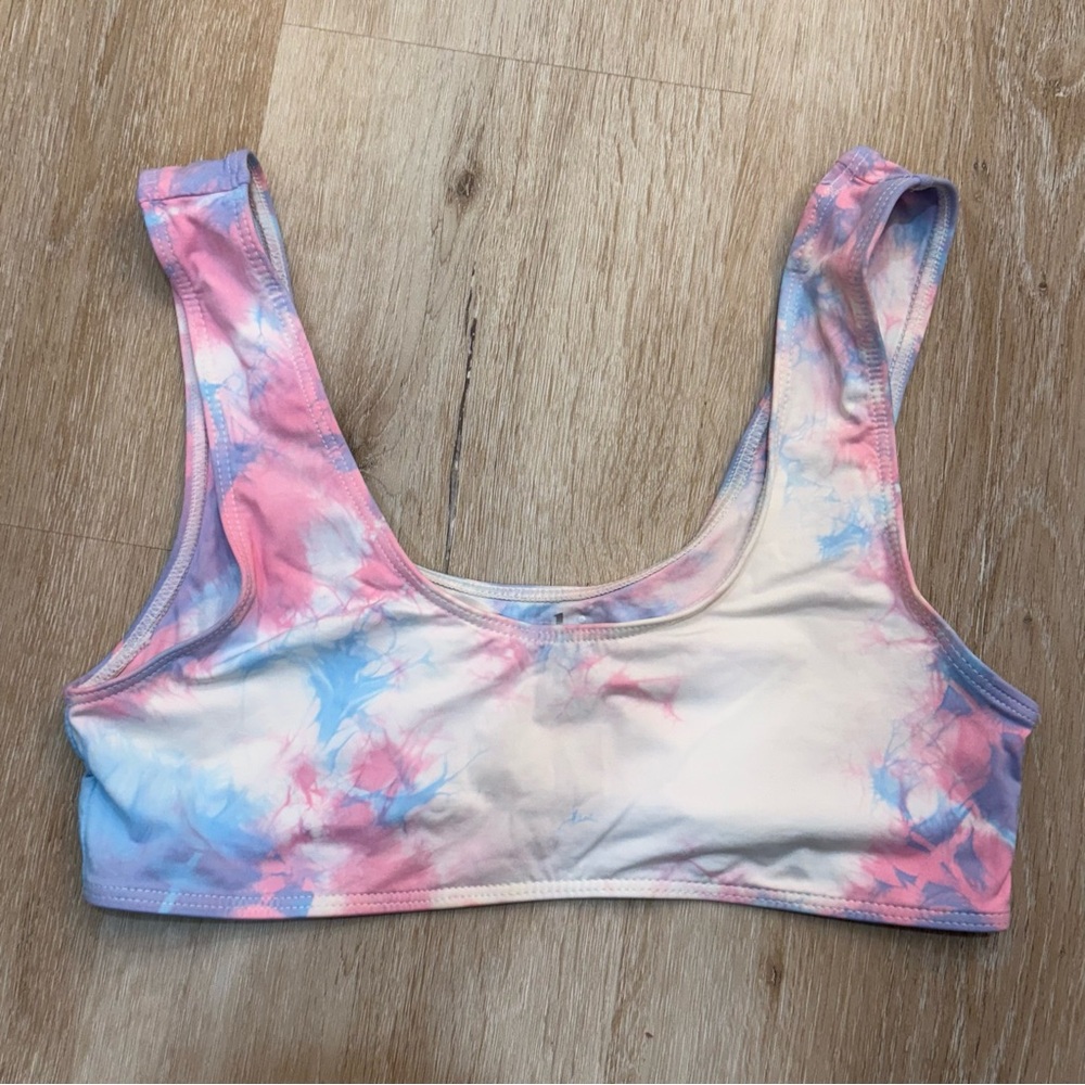NWOT Frankie’s Bikinis swim top